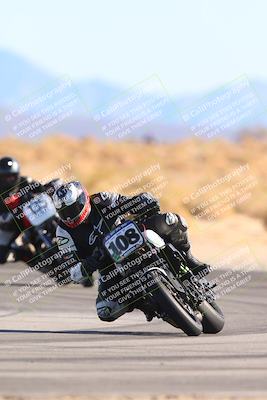 media/Jan-10-2025-CVMA Friday Practice (Fri) [[489e0da257]]/Group 4 and Trackday/Session 4 (Turn 16)/